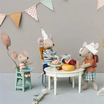 Mice and Friends