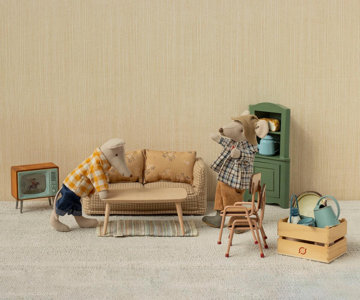 Coffee table, Mouse - Nature