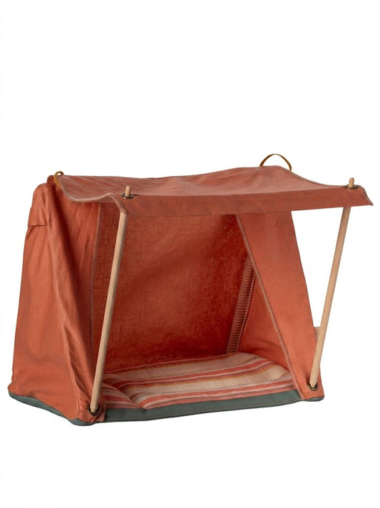 Happy camper tent, Mouse