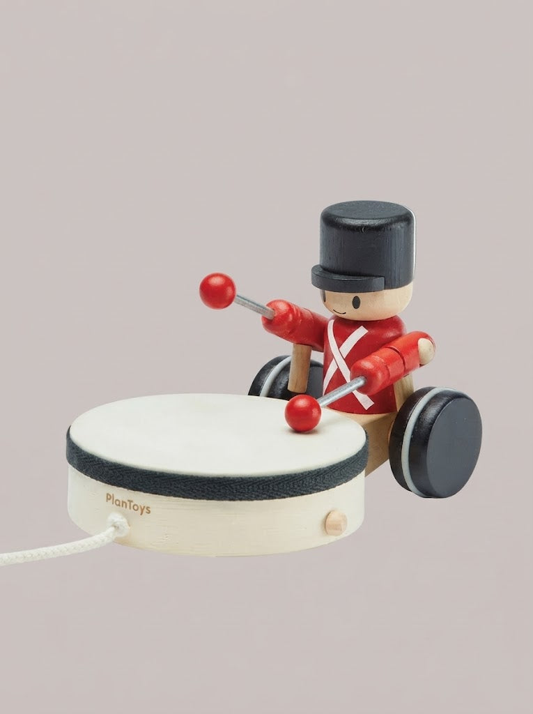 Pull Along Drummer